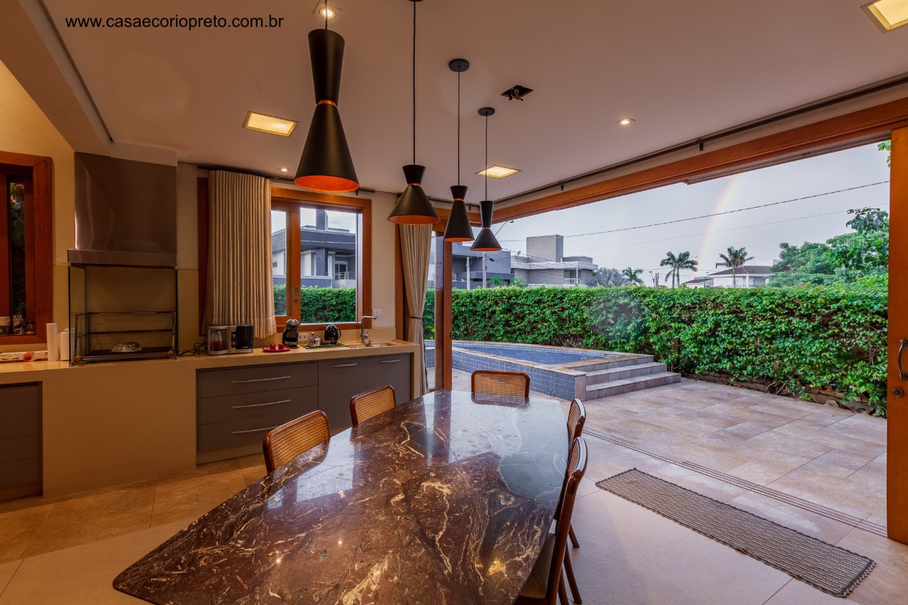 68 zoom meza com area gourmand e panorama externo.JPG